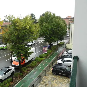 https://bilocale-mentana-21.emilia-romagnahotels.net